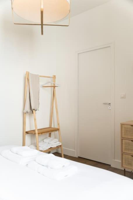 Superbe Appartement En Rdc Proche Marche Central Ла Рошел Екстериор снимка